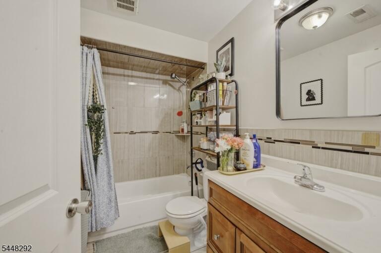 Property listing MLS 4046968 photo 35