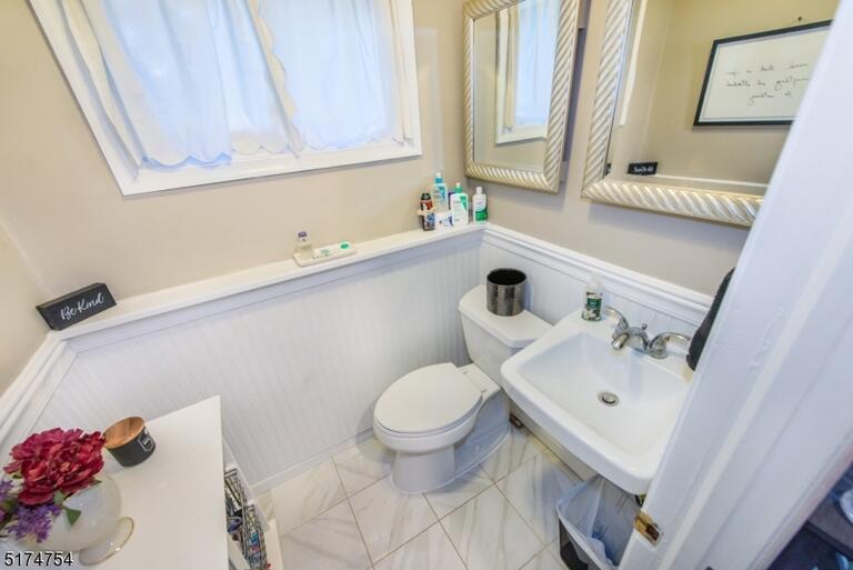 Property listing MLS 4047014 photo 26
