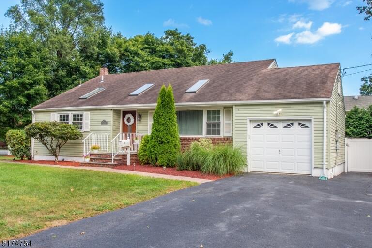 Property listing MLS 4047014 photo 31