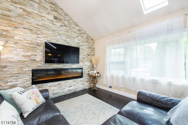 Property listing MLS 4047014 photo 7