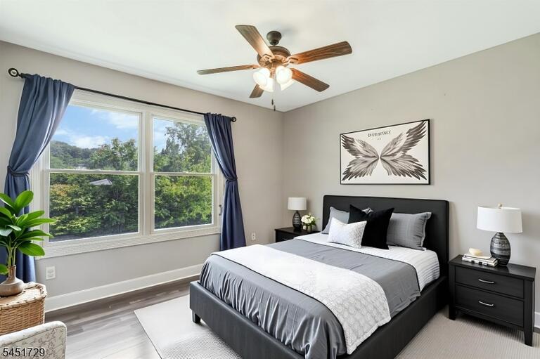 Property listing MLS 4047021 photo 12