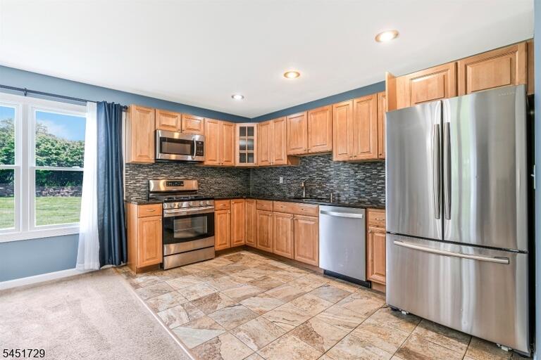 Property listing MLS 4047021 photo 19
