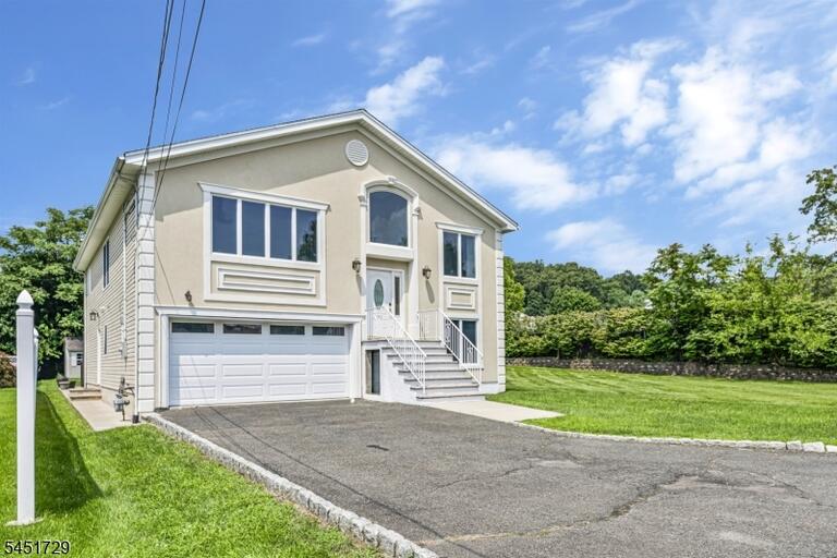 Property listing MLS 4047021 photo 31