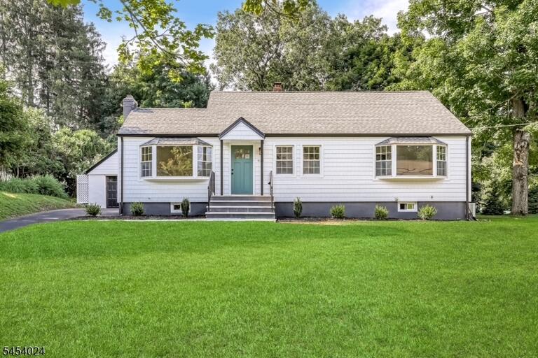 Property listing MLS 4047027 photo 1