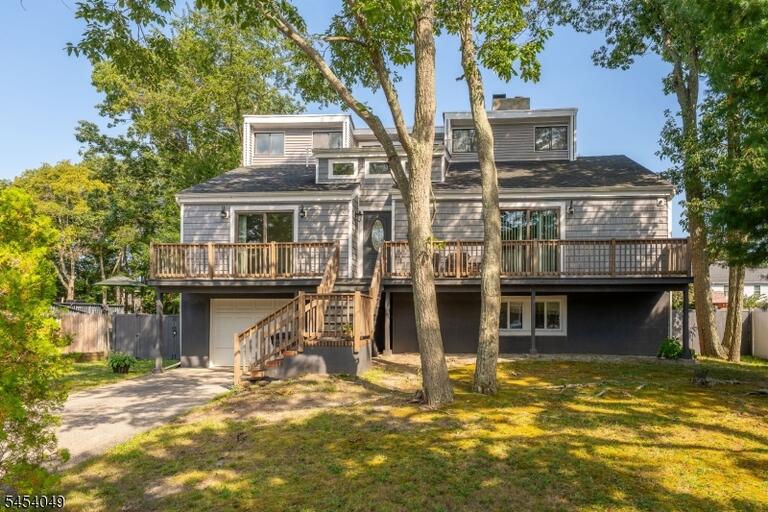 Property listing MLS 4047047 photo 4