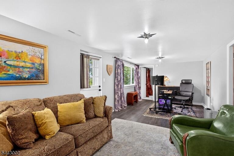 Property listing MLS 4047051 photo 22