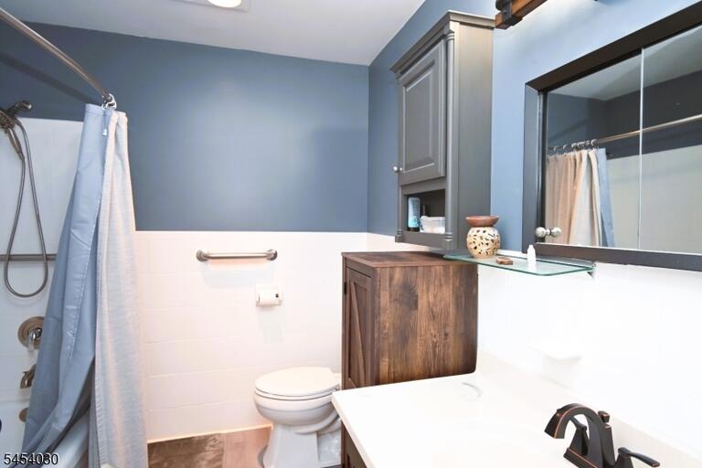 Property listing MLS 4047059 photo 10