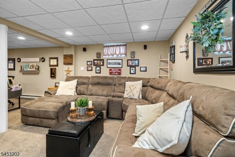 Property listing MLS 4047075 photo 25
