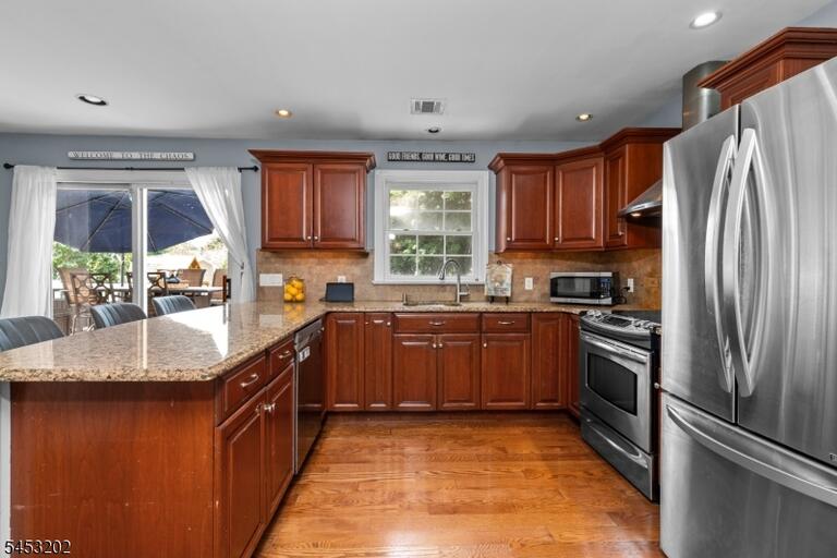 Property listing MLS 4047075 photo 9