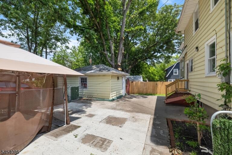 Property listing MLS 4047083 photo 18