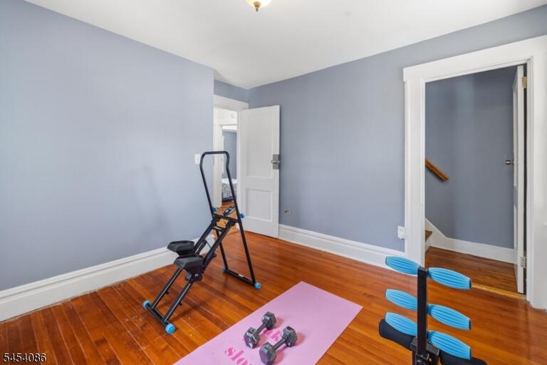 Property listing MLS 4047083 photo 8