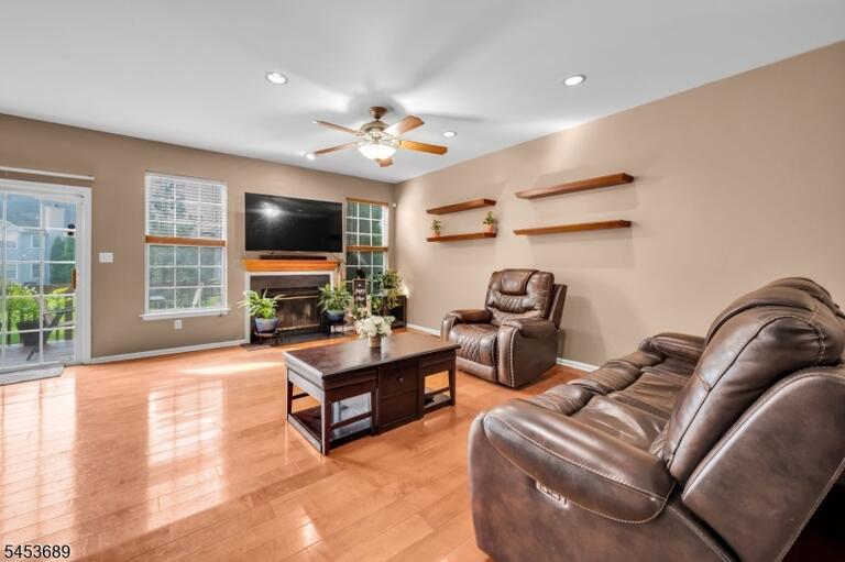 Property listing MLS 4047086 photo 6