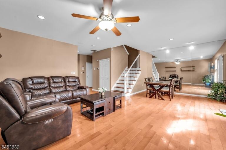 Property listing MLS 4047086 photo 7