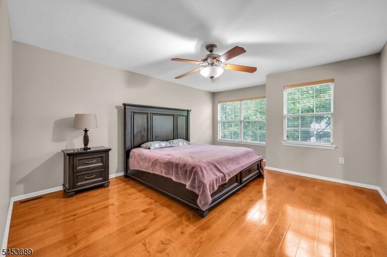 Property listing MLS 4047086 photo 9