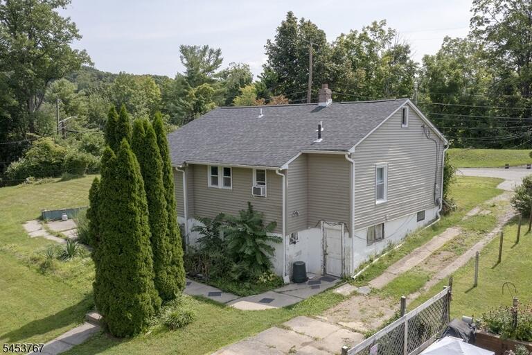Property listing MLS 4047091 photo 10