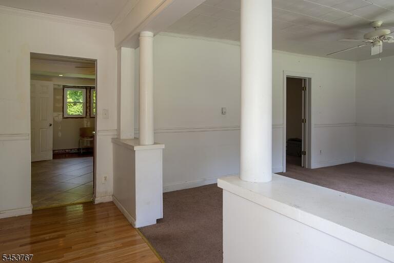 Property listing MLS 4047091 photo 18