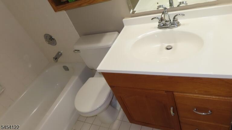 Property listing MLS 4047108 photo 26