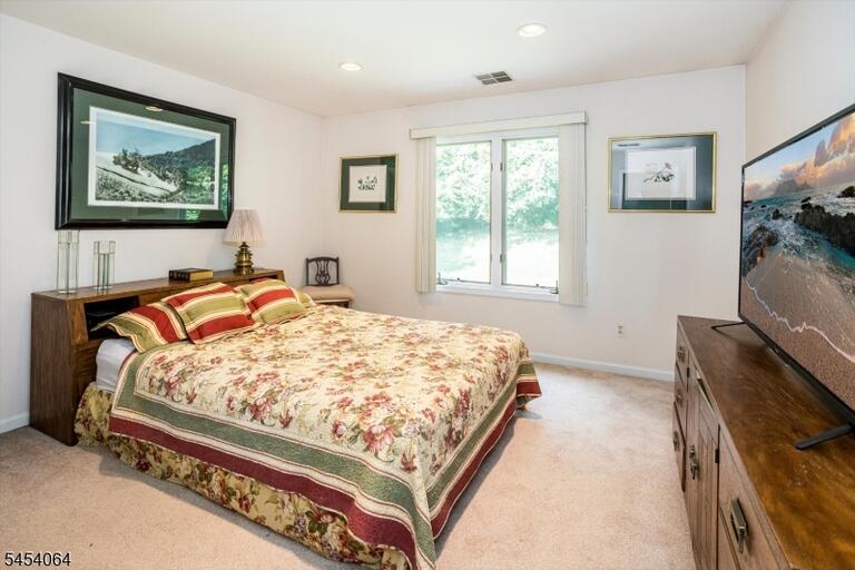 Property listing MLS 4047122 photo 28