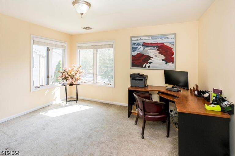 Property listing MLS 4047122 photo 29