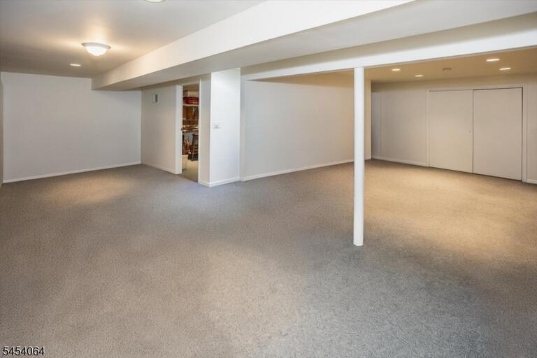 Property listing MLS 4047122 photo 37