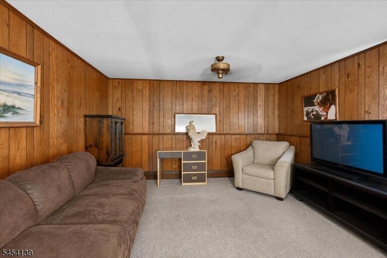 Property listing MLS 4047125 photo 28
