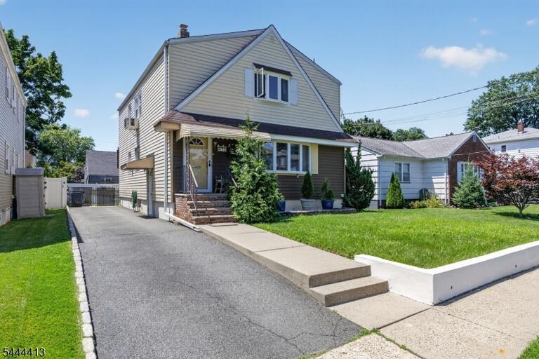 Property listing MLS 4047131 photo 9