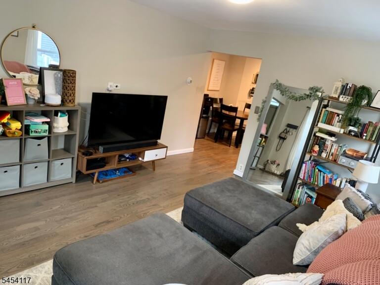 Property listing MLS 4047132 photo 35