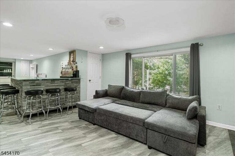Property listing MLS 4047152 photo 27