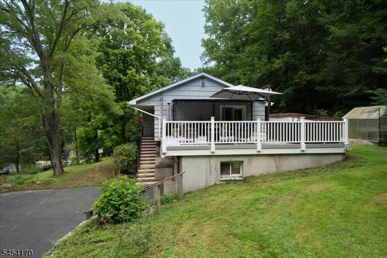 Property listing MLS 4047152 photo 33