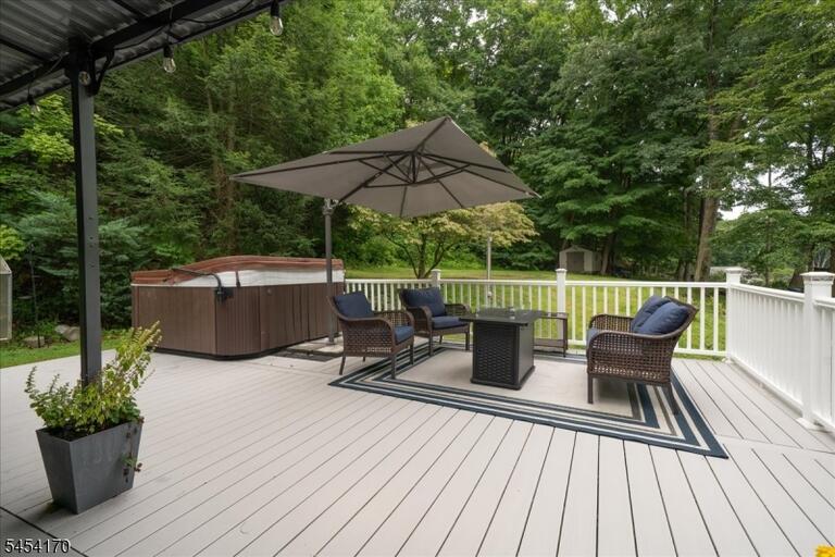 Property listing MLS 4047152 photo 35