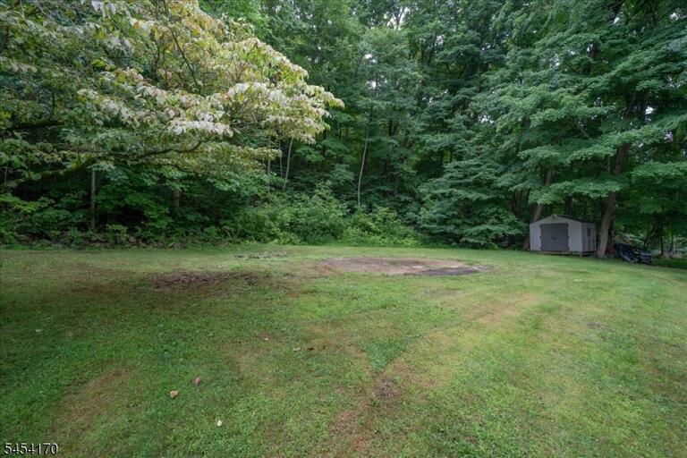 Property listing MLS 4047152 photo 37