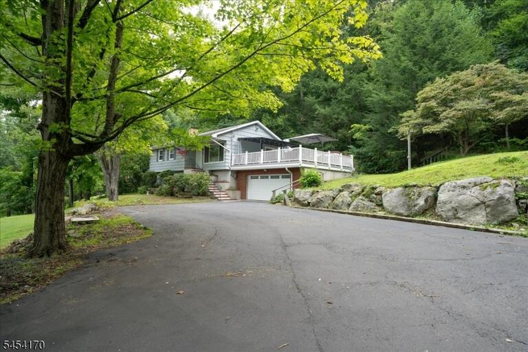 Property listing MLS 4047152 photo 38