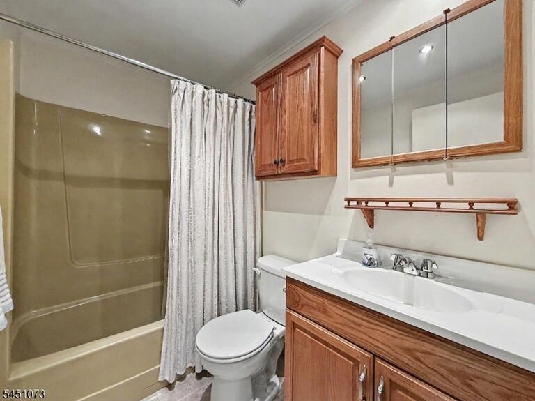 Property listing MLS 4047181 photo 13