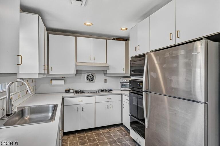 Property listing MLS 4047191 photo 14