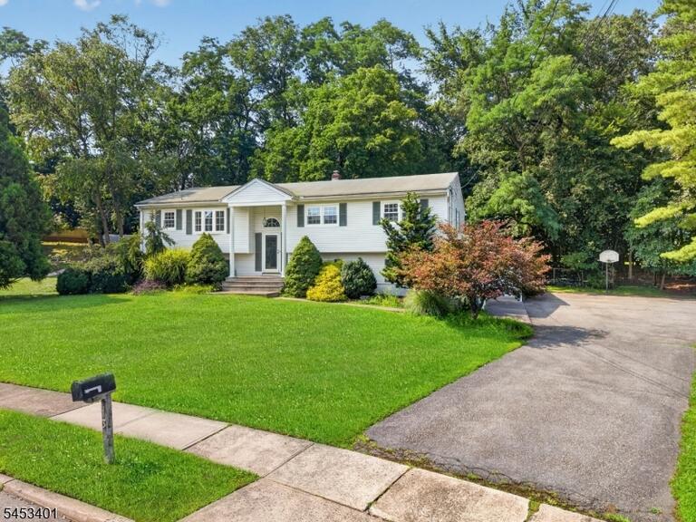 Property listing MLS 4047191 photo 6