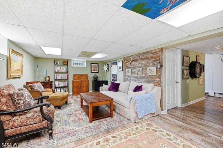 Property listing MLS 4047193 photo 25