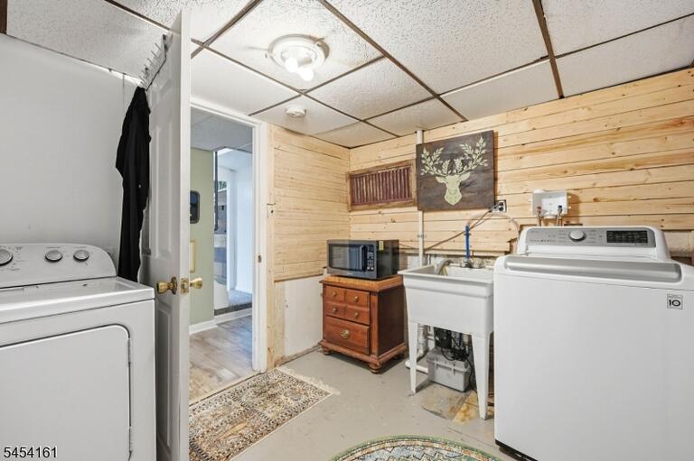 Property listing MLS 4047193 photo 30