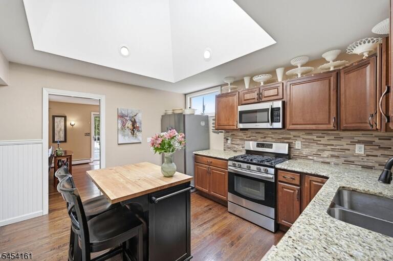 Property listing MLS 4047193 photo 7