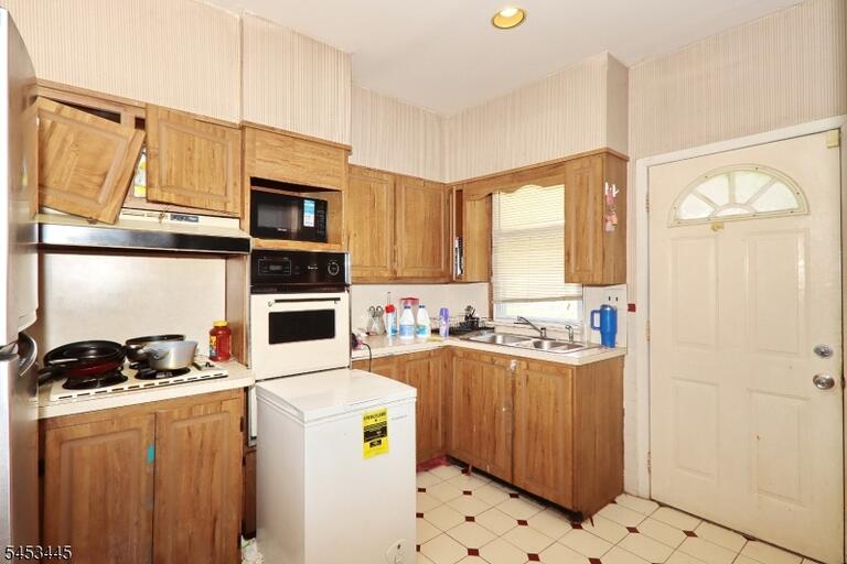 Property listing MLS 4047205 photo 15