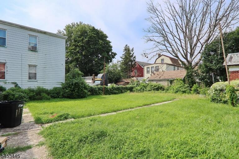 Property listing MLS 4047205 photo 18