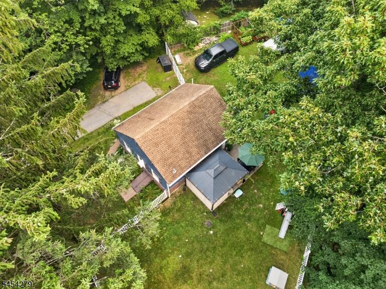 Property listing MLS 4047232 photo 35