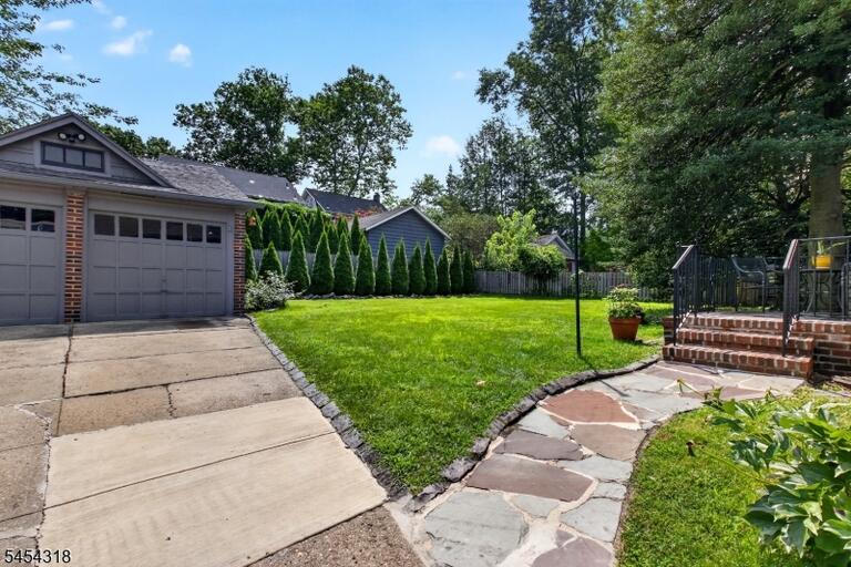 Property listing MLS 4047254 photo 25