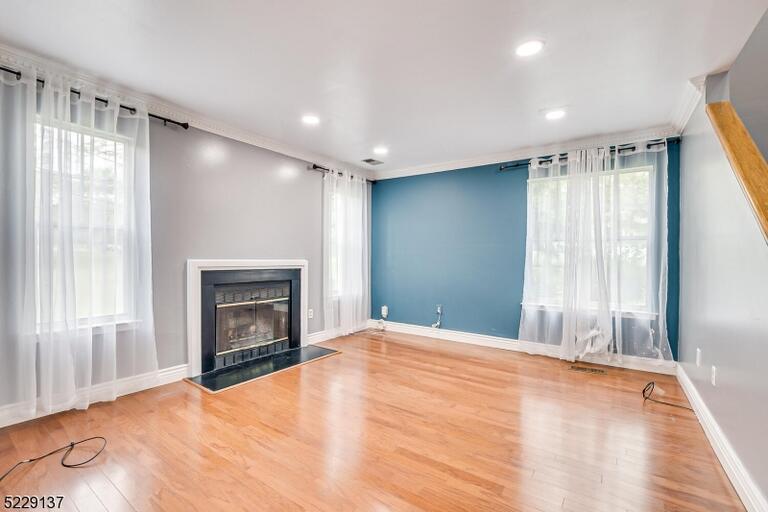 Property listing MLS 4047290 photo 16