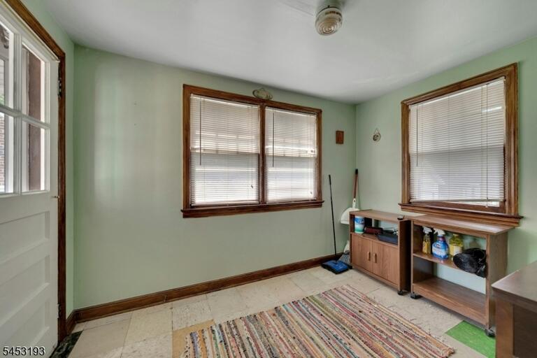 Property listing MLS 4047313 photo 15