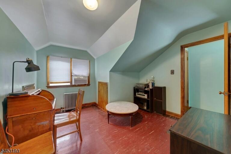 Property listing MLS 4047313 photo 18