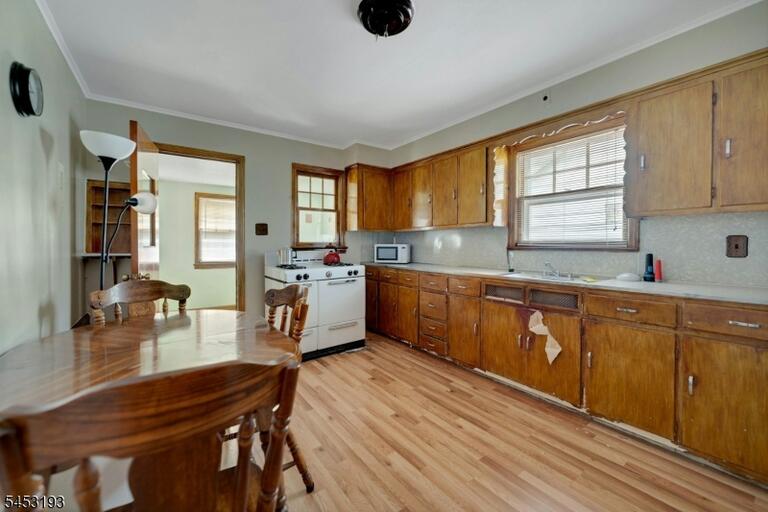 Property listing MLS 4047313 photo 6