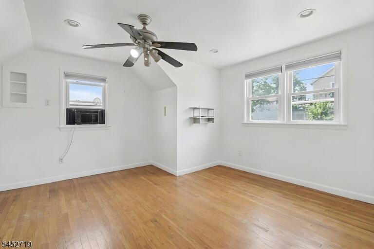 Property listing MLS 4047328 photo 20