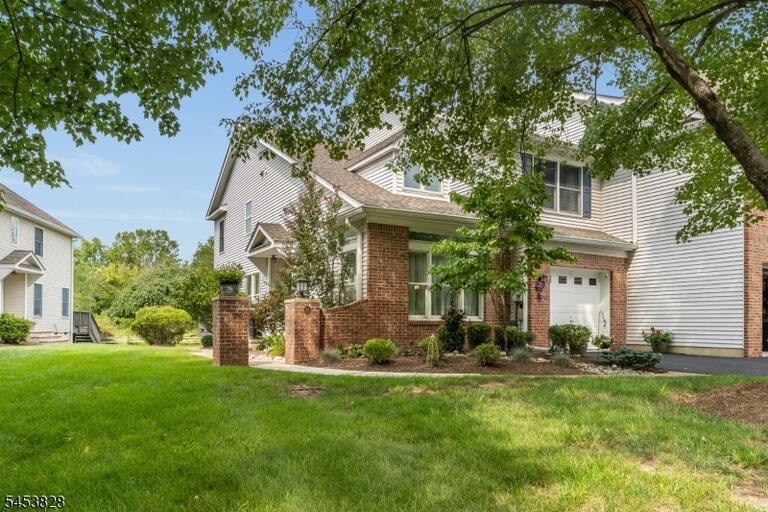 Property listing MLS 4047339 photo 3