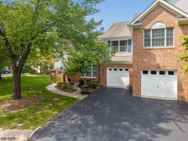 Property listing MLS 4047339 photo 38