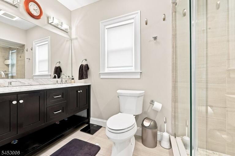 Property listing MLS 4047356 photo 7